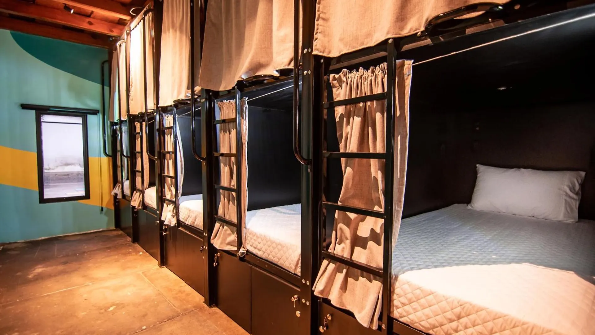 Yes Please! Hostel Антигуа-Гватемала